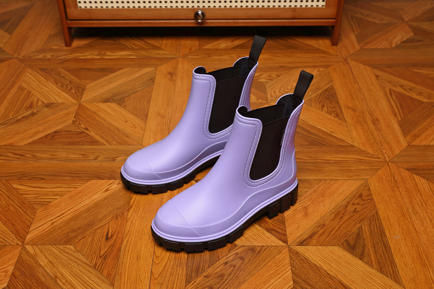 LIGHT PURPLE