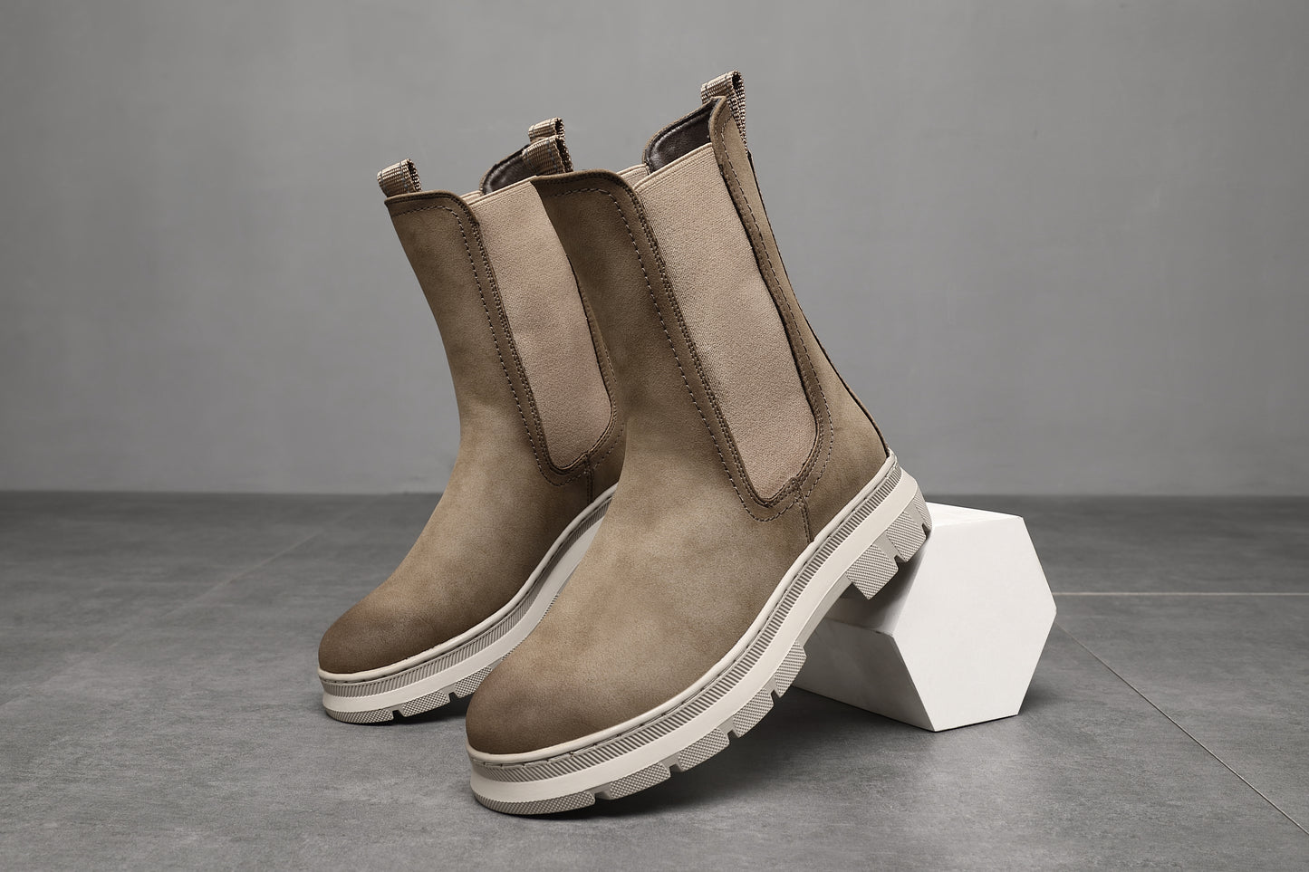KHAKI